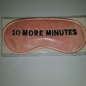 NEW Victoria's Secret PINK Fuzzy Sleep Eye Mas…